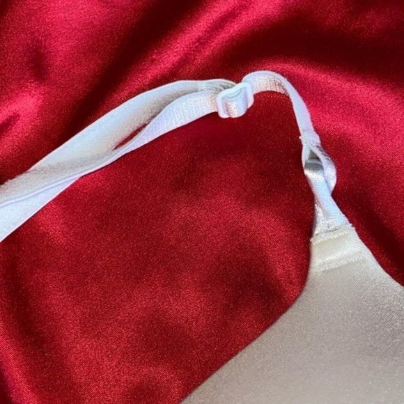 32B Bombshell Push-Up Bra Solid White Satin Smooth Miraculous Bra - Picture 5 of 11